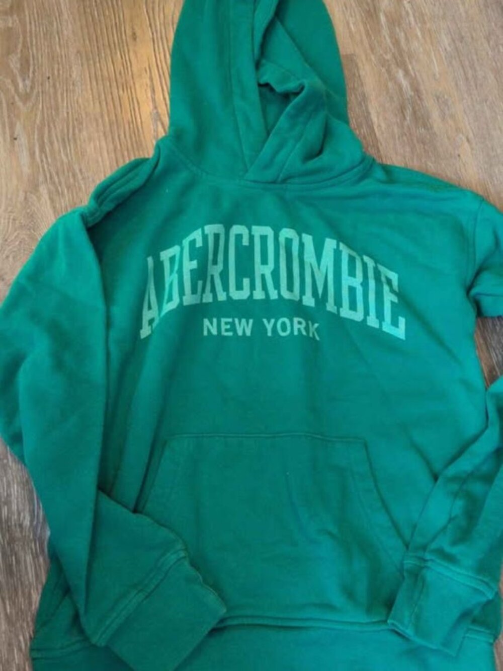 Abercrombie Kids Green Relaxed Fit Hoodie Size 9/10